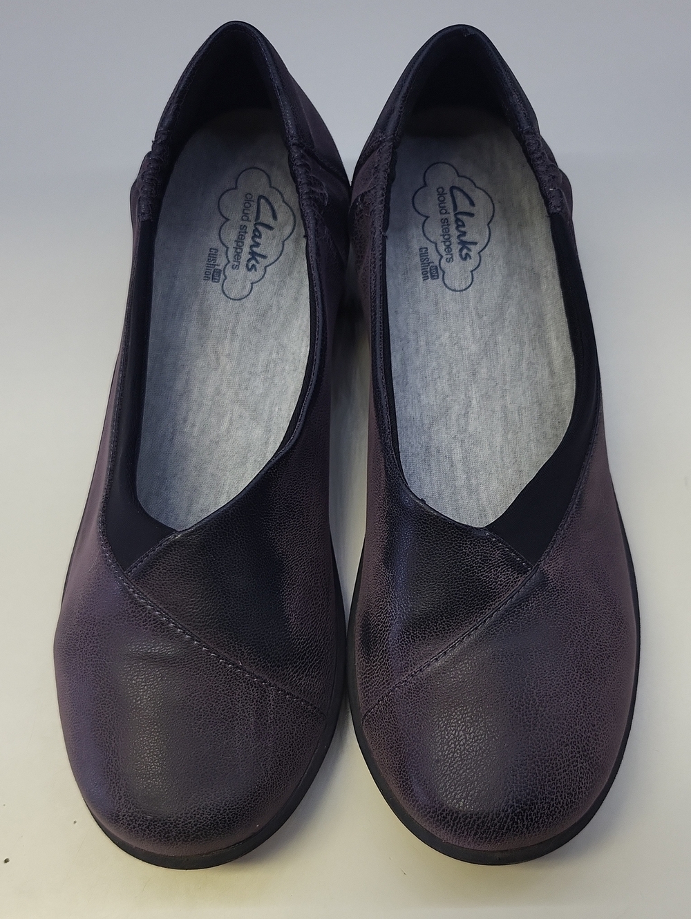 *Clarks Women’s Dark Purple Gray Slip-On Flats